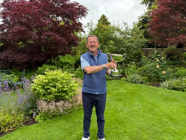 Alan Cameron 2026 Seniors Scratch Champion
